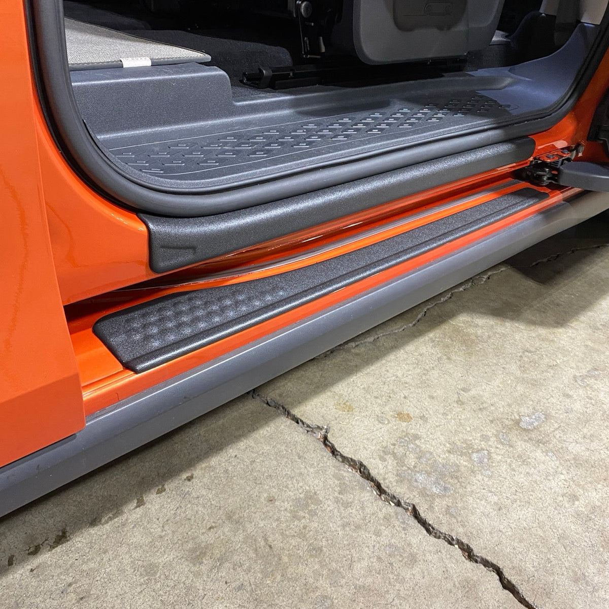 ID Buzz Kick-Pads – Sliding Door Sill Scuff Guards