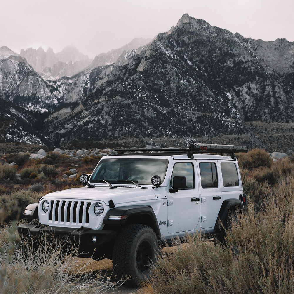 ROAM Adventure Co Rooftop Awning